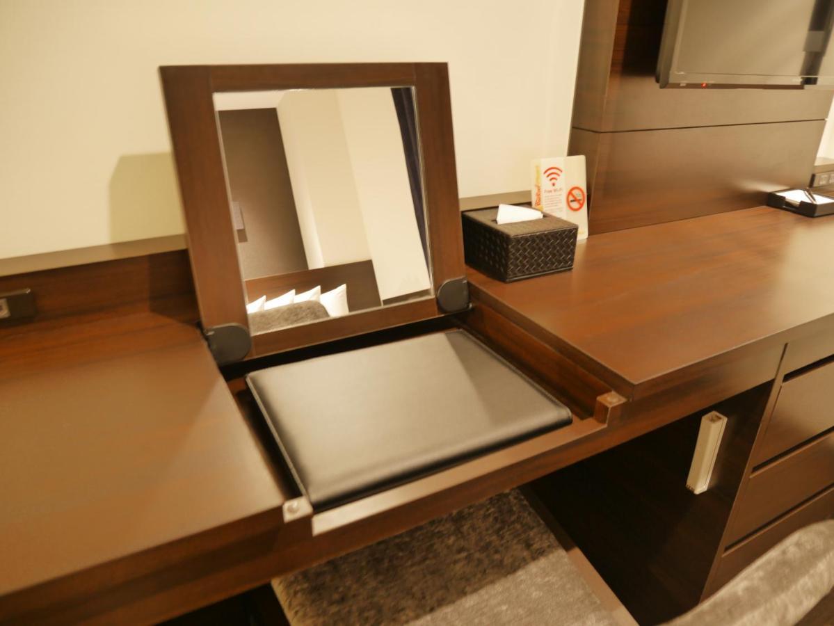 Red Roof Inn & Suites Osaka Namba Nipponbashi Kültér fotó